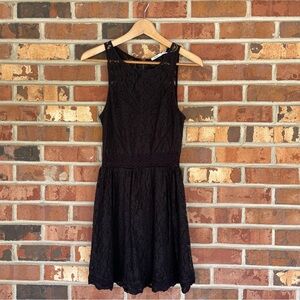 Kimchi Blue A-Line Dress Women's  Floral Lace Scoop Neck Back Zip Black Sz Small